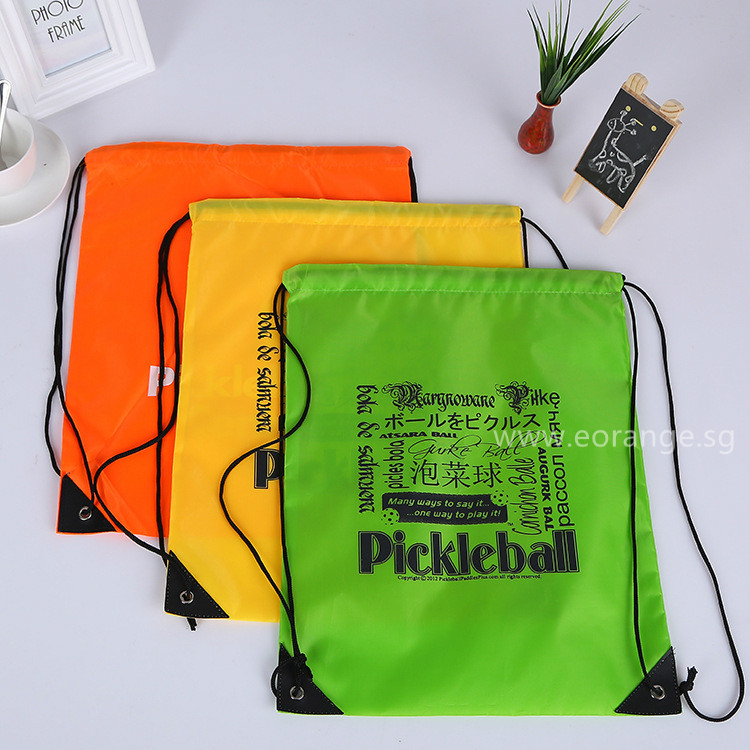 Get Customized logo print goodies bags Starts from 100pcs for Running race, company event, career fair, trade show, exhibition and conference.